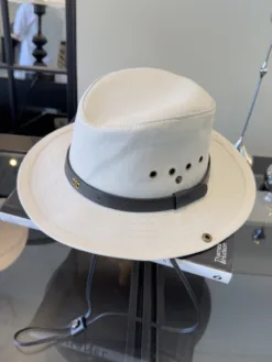CELINE Hats & Caps G020260503252759