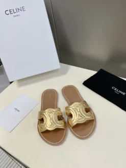 CELINE Sandals & Slides EU35-40 B90202605030928129