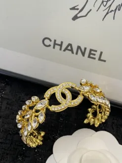CHANEL Bracelets A0520260504018069