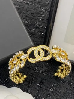 Alternative view of CHANEL Bracelets A0520260504018069