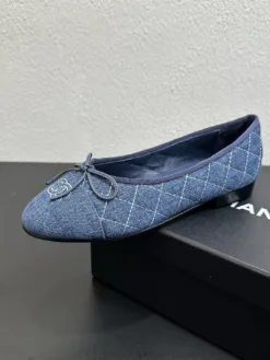 CHANEL Flats & Loafers EU34-42 B60202605031771119