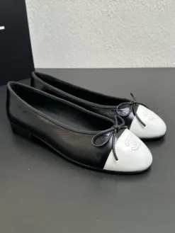 Alternative view of CHANEL Flats & Loafers EU34-42 B60202605031775119