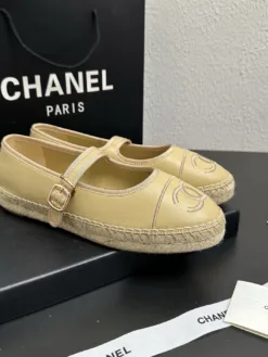 Alternative view of CHANEL Flats & Loafers EU35-39 B90202605031690129