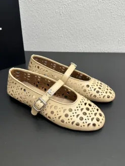 Alternative view of CHANEL Flats & Loafers EU35-39 C00202605031667129