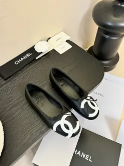 CHANEL Flats & Loafers EU35-39 C10202605032147129