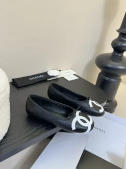 Alternative view of CHANEL Flats & Loafers EU35-39 C10202605032147129