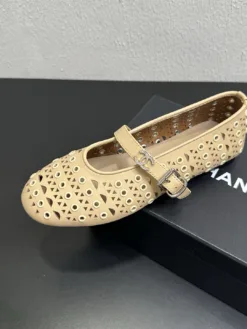 CHANEL Flats & Loafers EU35-39 C20202605031670139