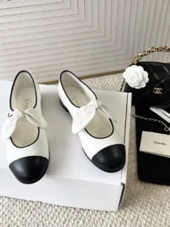 CHANEL Flats & Loafers EU35-39 C70202605031360149