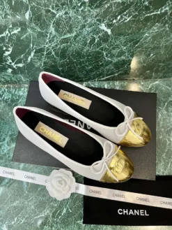 Alternative view of CHANEL Flats & Loafers EU35-40 B10202605031749109