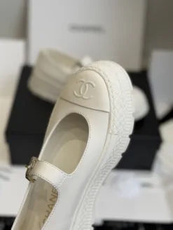 Alternative view of CHANEL Flats & Loafers EU35-40 D40202605033252169