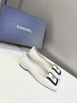 Alternative view of CHANEL Flats & Loafers EU35-41 C00202605030347129