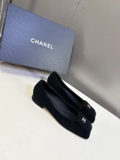 Alternative view of CHANEL Flats & Loafers EU35-41 C00202605030348129