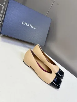 Alternative view of CHANEL Flats & Loafers EU35-41 C00202605030352129