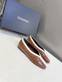 Alternative view of CHANEL Flats & Loafers EU35-41 C10202605030341129