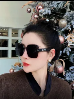 CHANEL Glasses & Sunglasses F00504807449