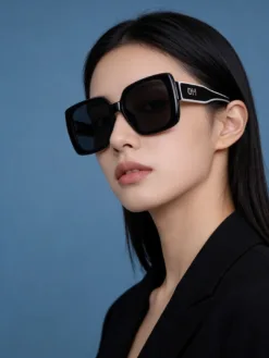 CHANEL Glasses & Sunglasses G50504855259