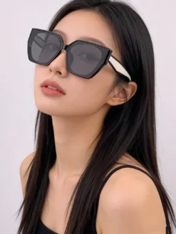CHANEL Glasses & Sunglasses G50504855359