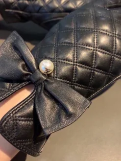 CHANEL Gloves A0520260503356069