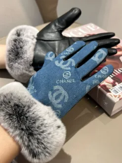 Alternative view of CHANEL Gloves A4520260503653279