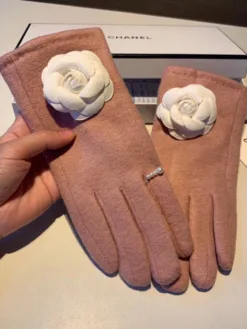 Alternative view of CHANEL Gloves F520260503450049