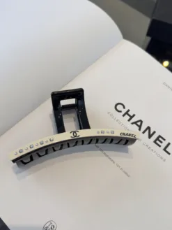 Alternative view of CHANEL Hair Accessories D520260503177949