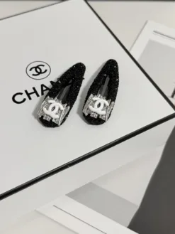 Alternative view of CHANEL Hair Accessories E020260503118949