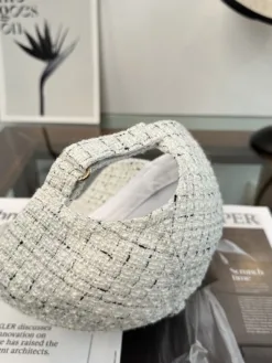 Alternative view of CHANEL Hats & Caps D220260503131049