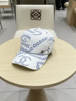 Alternative view of CHANEL Hats & Caps D520260503474349