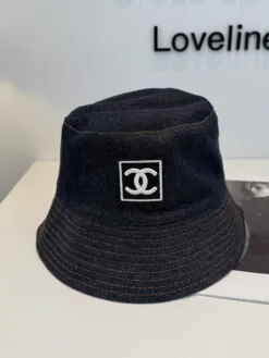Alternative view of CHANEL Hats & Caps E020260503211149