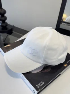 CHANEL Hats & Caps E020260503258249