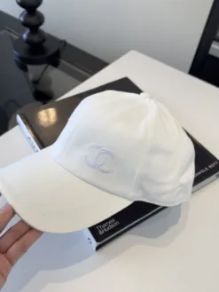 Alternative view of CHANEL Hats & Caps E020260503258249