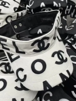 Alternative view of CHANEL Hats & Caps E020260503349149