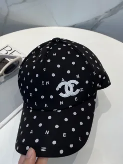 Alternative view of CHANEL Hats & Caps E020260503352249