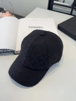 CHANEL Hats & Caps E020260503412149