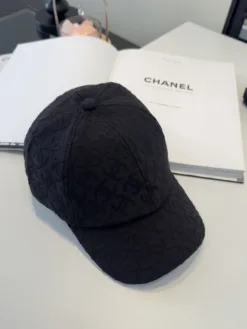 Alternative view of CHANEL Hats & Caps E020260503412149