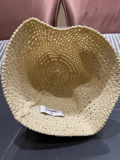 Alternative view of CHANEL Hats & Caps F520260503483749