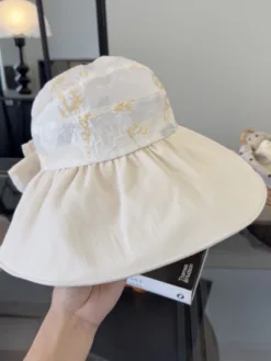 Alternative view of CHANEL Hats & Caps G520260503035759