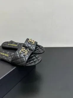 Alternative view of CHANEL Heels EU35-39 B60202605031674119