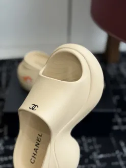 Alternative view of CHANEL Heels EU35-40 B10202605032625109
