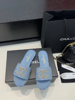 Alternative view of CHANEL Sandals & Slides EU35-39 C00202605031542129