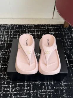 CHANEL Sandals & Slides EU35-40 B0020260503142699