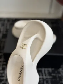 Alternative view of CHANEL Sandals & Slides EU35-40 B0020260503142799