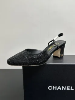 CHANEL Sandals & Slides EU35-40 B90202605031711129
