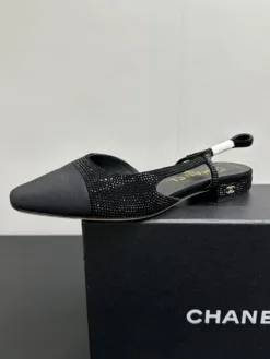 CHANEL Sandals & Slides EU35-40 B90202605031712129