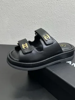 CHANEL Sandals & Slides EU35-41 C00202605031715129