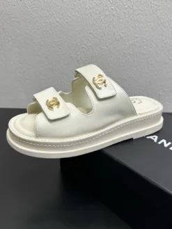 CHANEL Sandals & Slides EU35-41 C00202605031716129