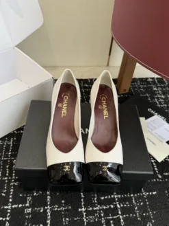 CHANEL Sandals & Slides EU35-41 C40202605031929139