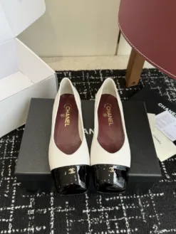 CHANEL Sandals & Slides EU35-41 C40202605031931139