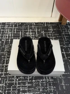 CHANEL Sandals & Slides EU35-42 B60202605031625119