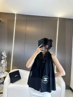 Alternative view of CHANEL Scarves A3520260504728969